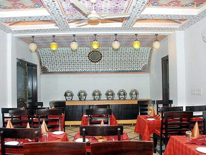 מלון ג'איפור Nahargarh Haveli-Near Train Station Metro מראה חיצוני תמונה