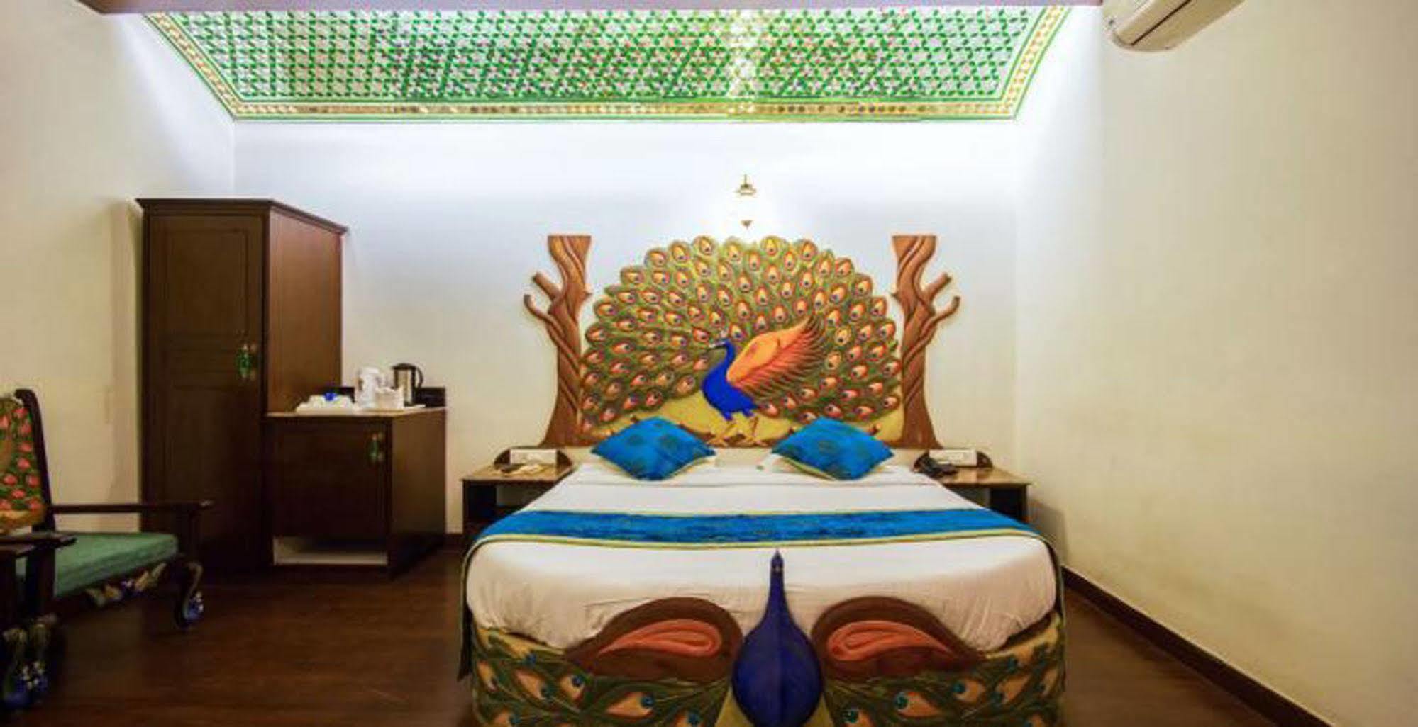 מלון ג'איפור Nahargarh Haveli-Near Train Station Metro מראה חיצוני תמונה