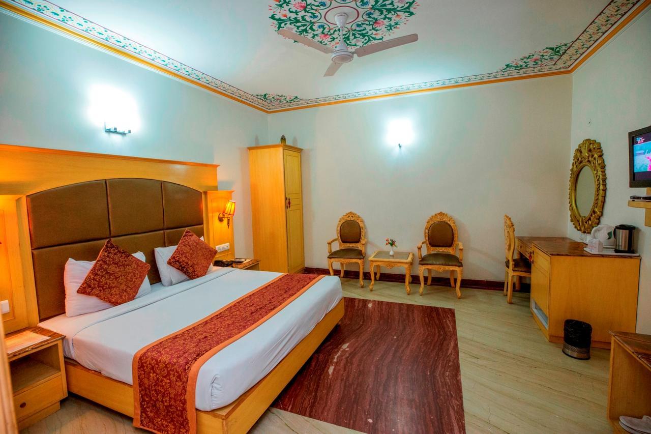 מלון ג'איפור Nahargarh Haveli-Near Train Station Metro מראה חיצוני תמונה