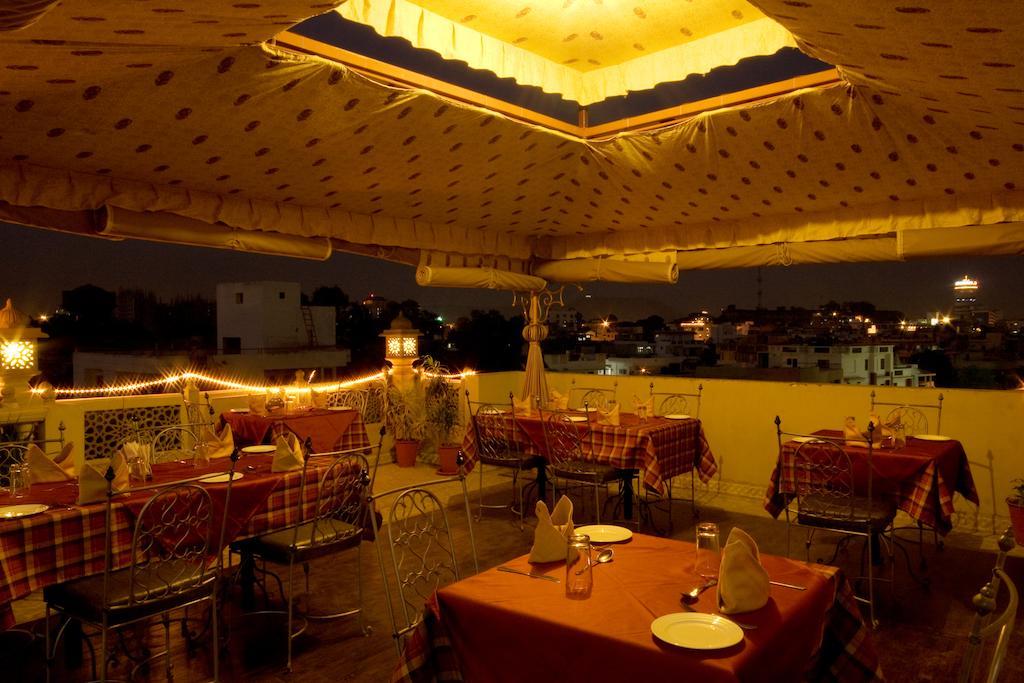 מלון ג'איפור Nahargarh Haveli-Near Train Station Metro מראה חיצוני תמונה